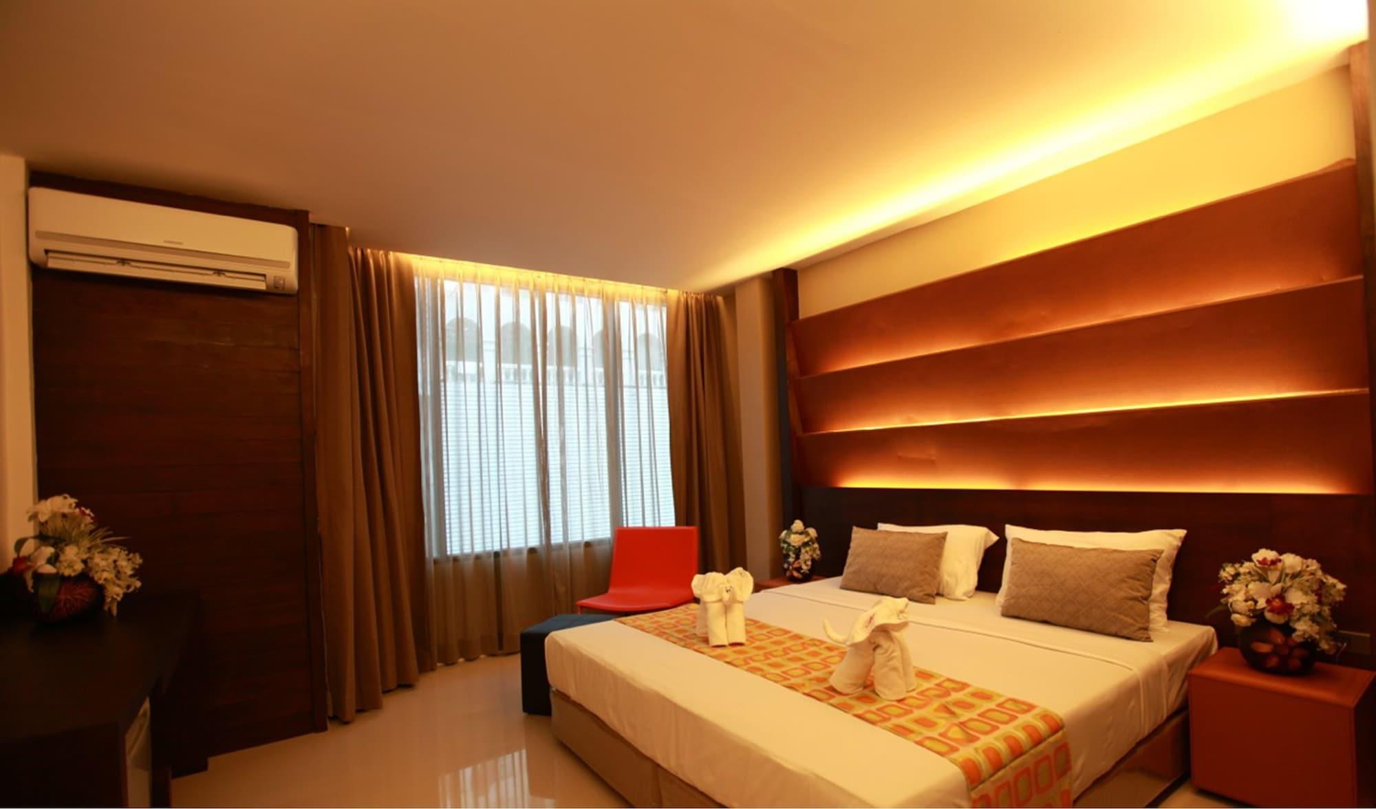 The Bangkok Major Suite Buitenkant foto
