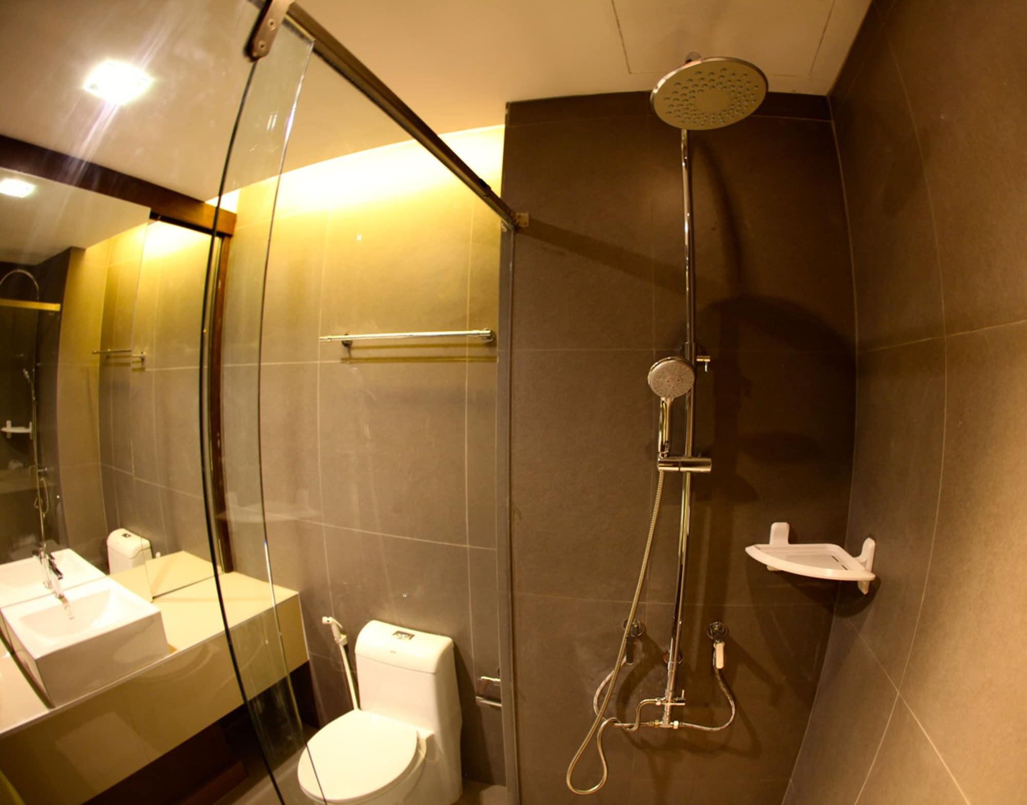 The Bangkok Major Suite Buitenkant foto